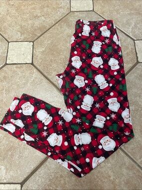 No Boundaries Red & Black Santa Plaid Leggings